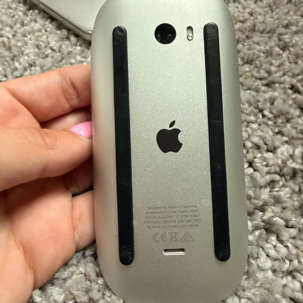 Apple Magic Mouse 2 (Model A1657)